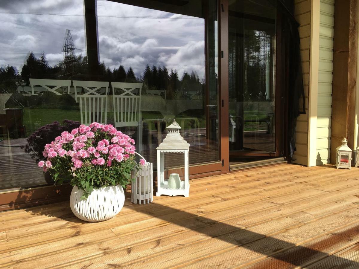 Kaeaenu Puhkemaja Villa Rakvere Buitenkant foto